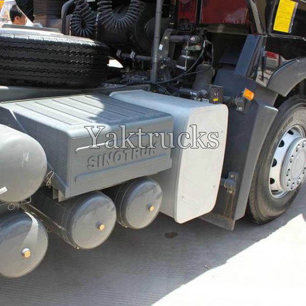 Used tractor truck howo A7 420HP 2013 year 6x4 Euro III